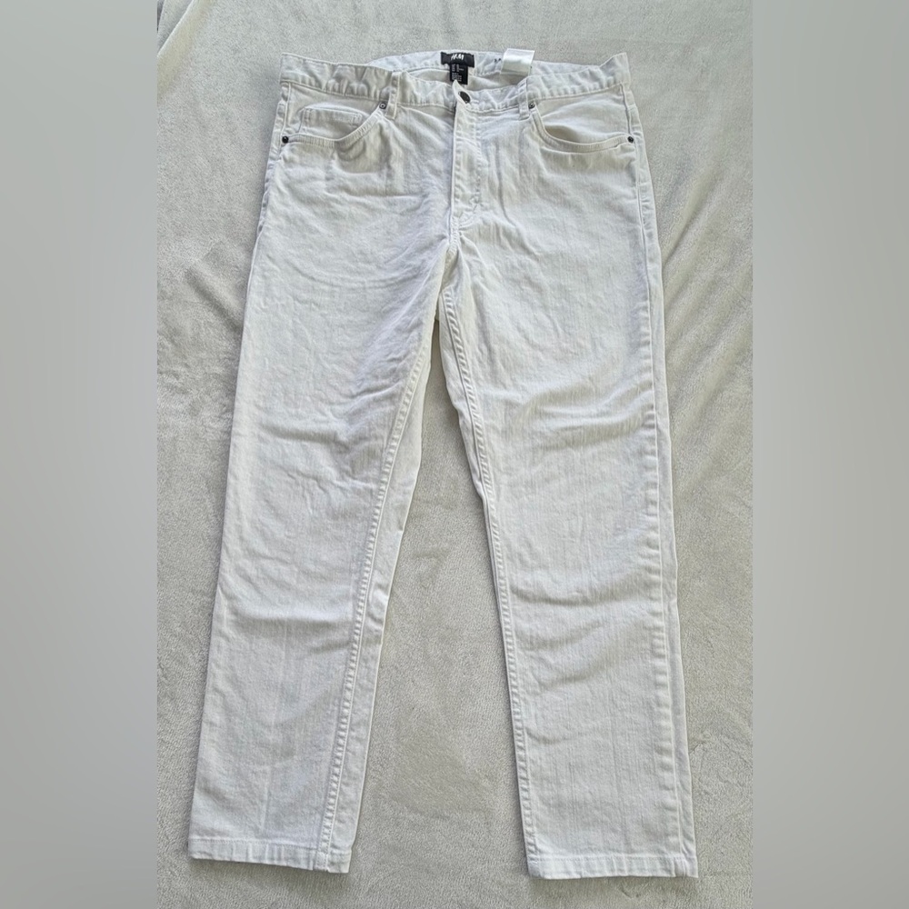 H&M Slim Fit Skinny White Jeans Mens Size 34 Stretch Denim Minimalist OOTD